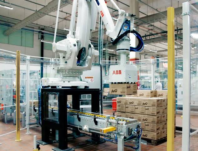 Industrial robotics cell